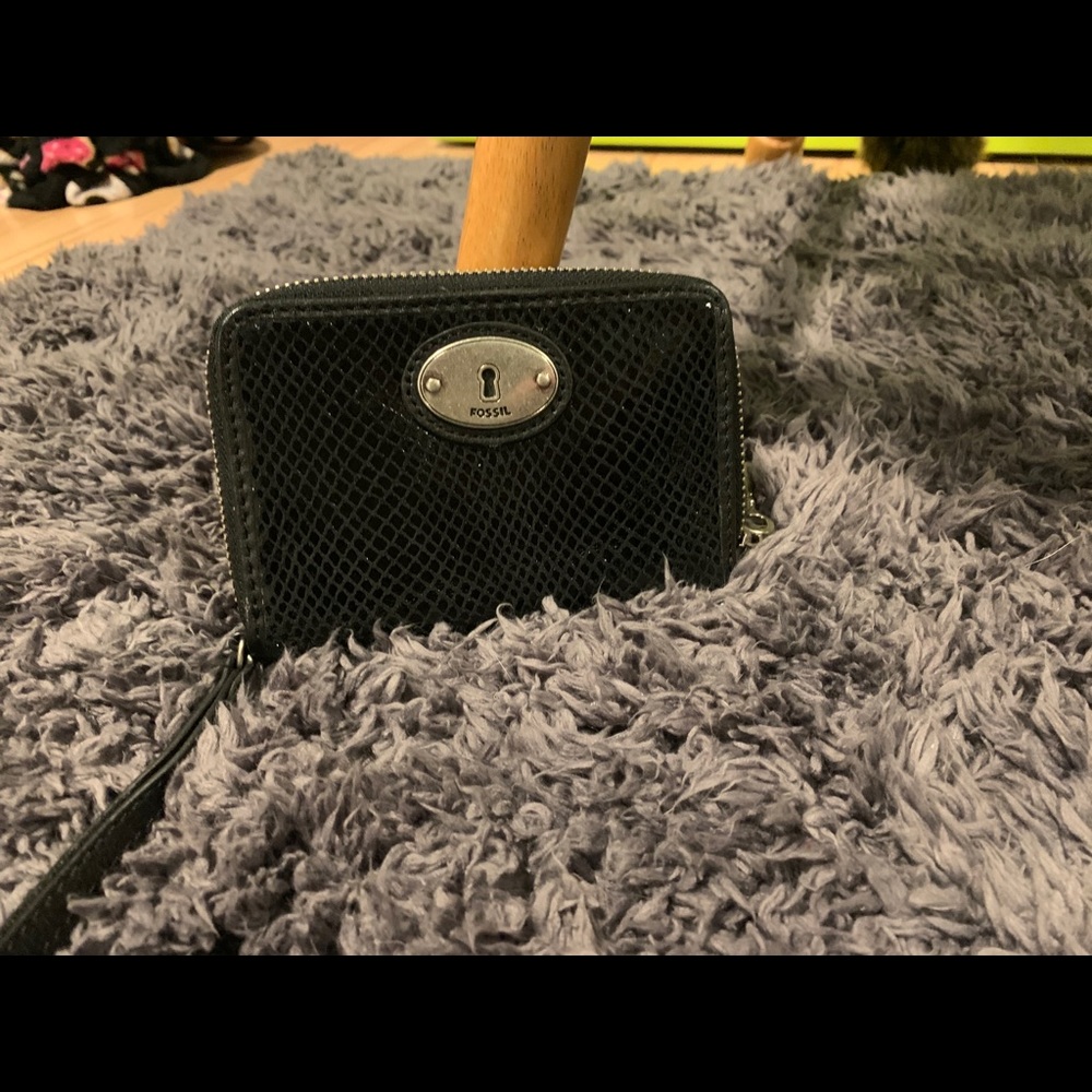 Fossil wallet